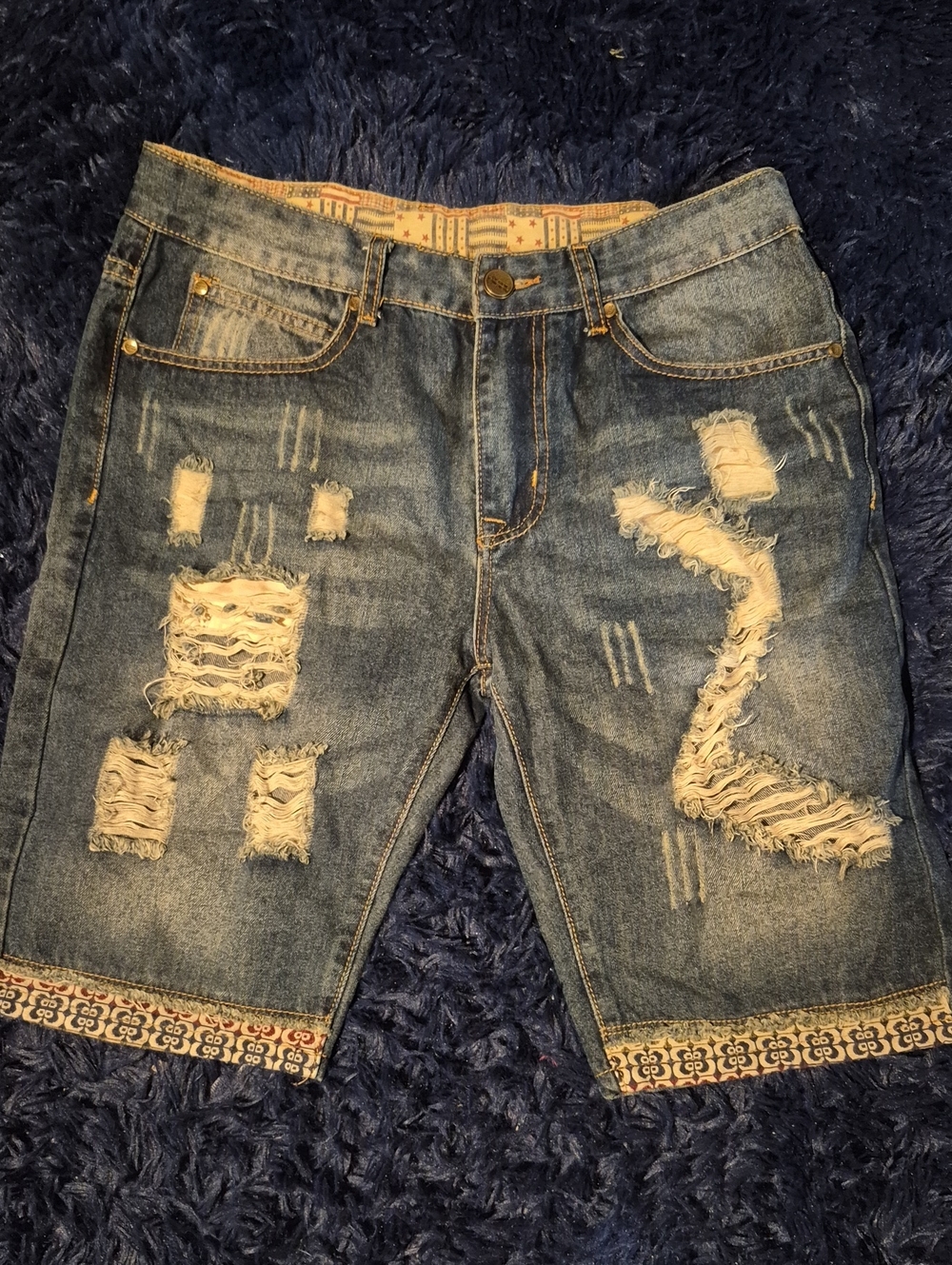 Men's Distressed Blue Denim Jean Shorts with Patterned Hem